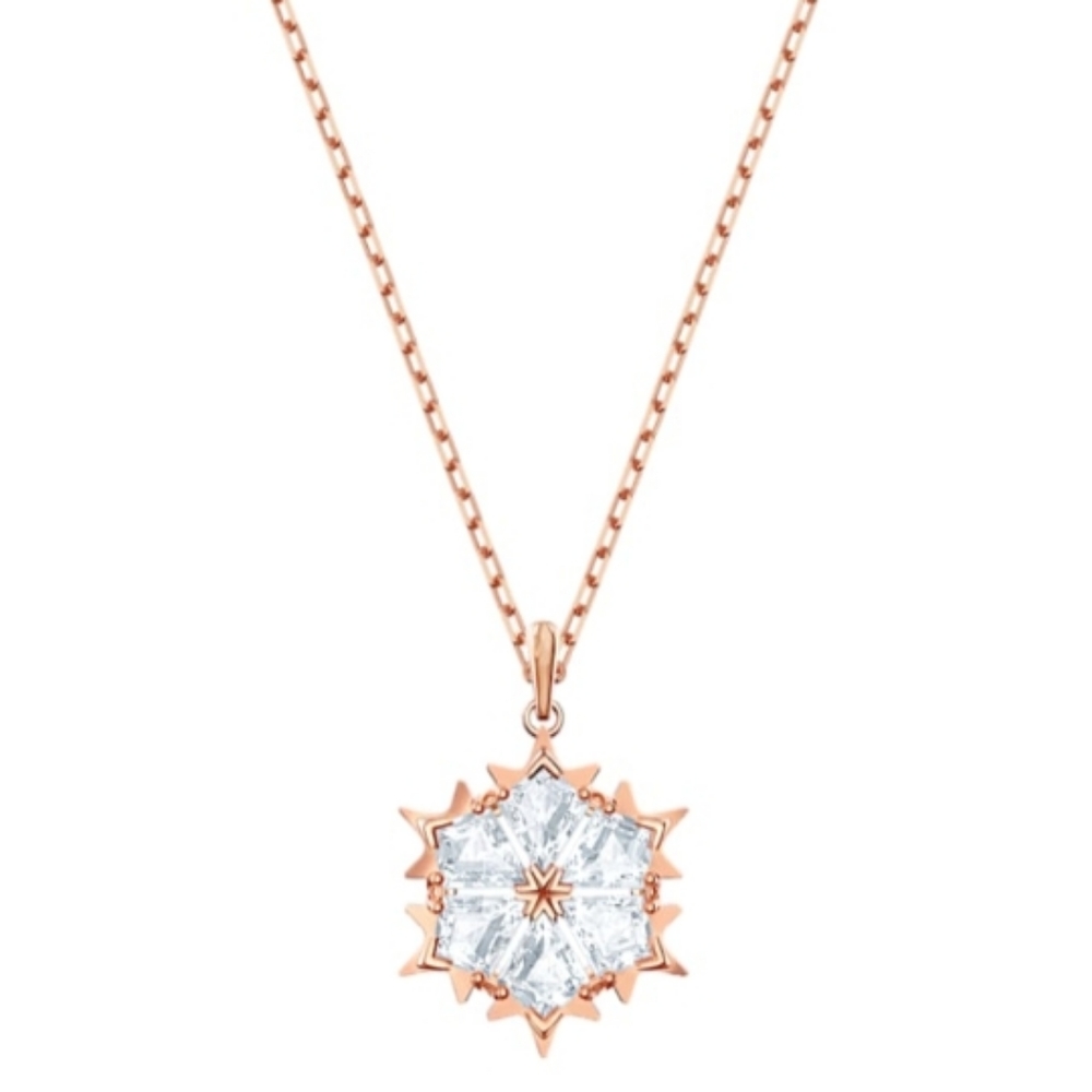 Brand new snowflake necklace